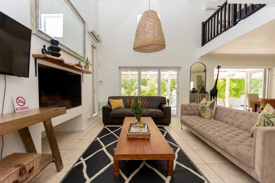 4 Bedroom Property for Sale in Riebeek Kasteel Western Cape